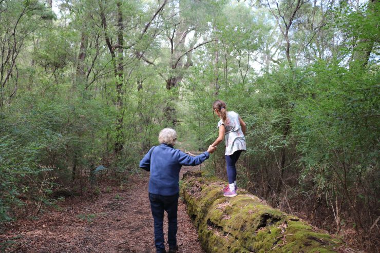 Hiking With Kids - 8 Tips