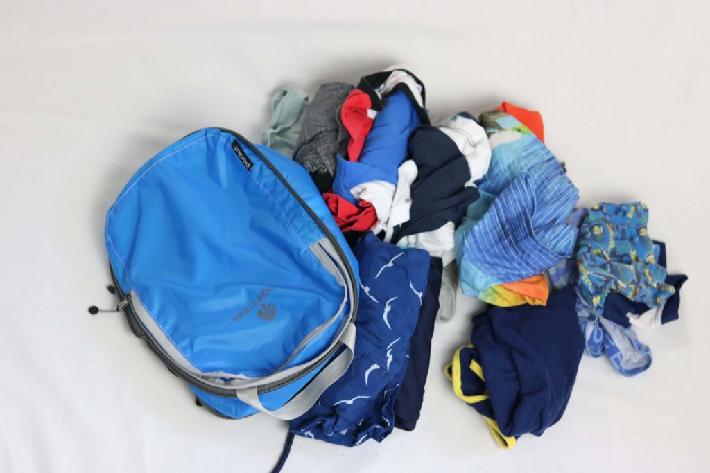 pack cubes for family trip