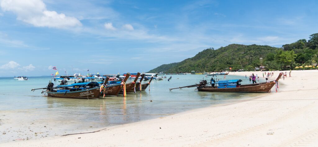 Best Things to do in Phuket with Kids, Koh Phi Phi Islands tours Best Things to do in Phuket with Kids, Koh Phi Phi Islands tours