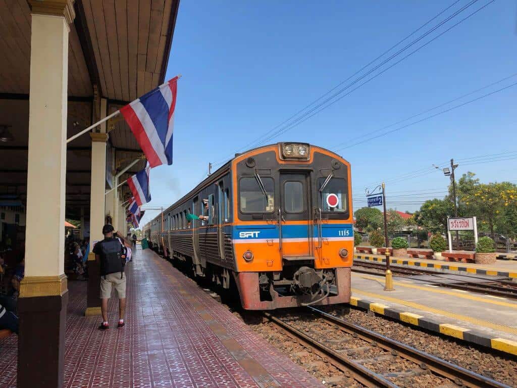 Ayutthaya Tour ,How to Get From Bangkok to Ayutthaya Ayutthaya Tour ,How to Get From Bangkok to Ayutthaya