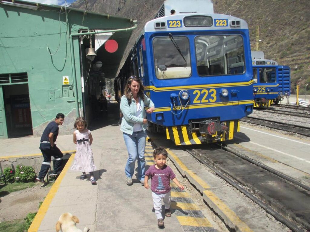 Taking the train to Machu Picchu, train to Machu Picchu with kids