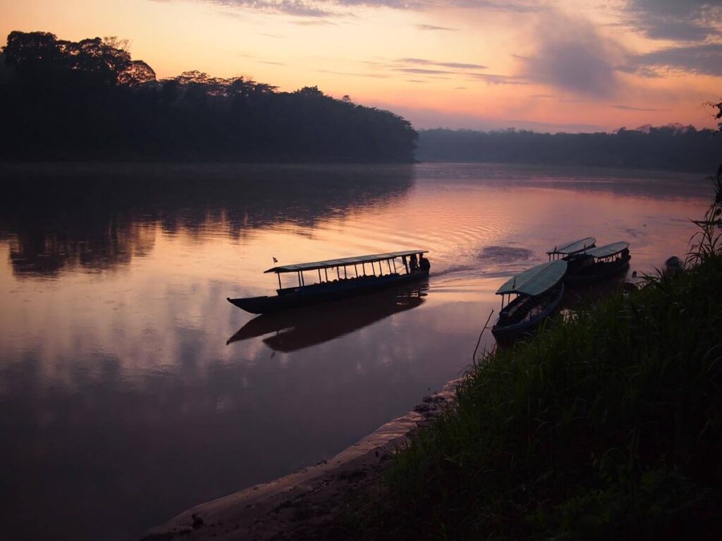 Boat on the Amazon River, Amazing facts about the Amazon Boat on the Amazon River, Amazing facts about the Amazon