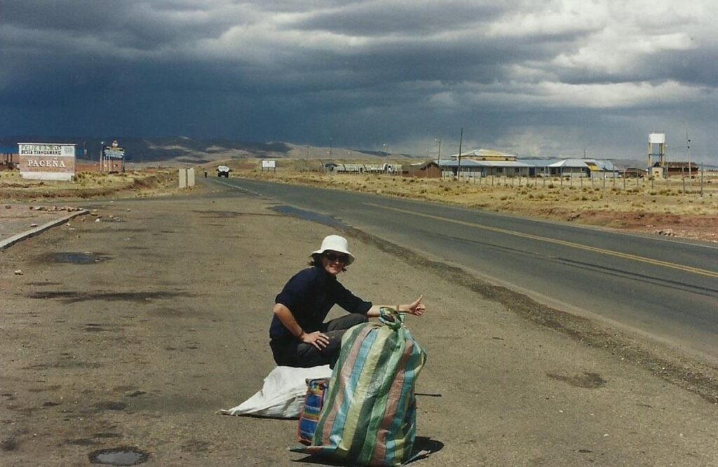 Women Hitchhiking in Bolivia, All about Bolivia Women Hitchhiking in Bolivia, All about Bolivia