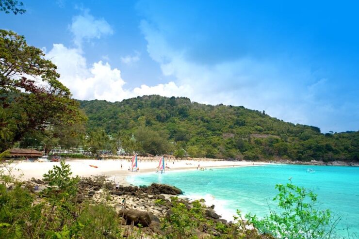 Beaches in Phuket Thailand, Things to do for families in Phuket