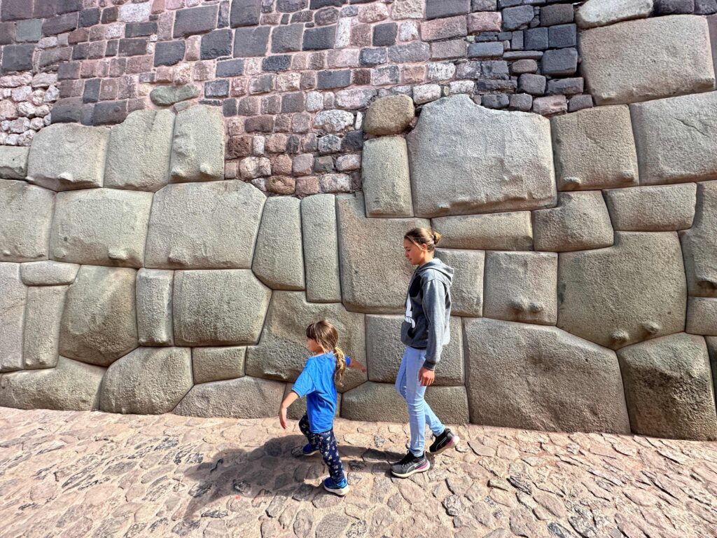 12 angled stone in cusco
